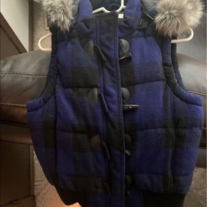 Aeropostale vest